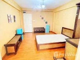 Studio Condo for rent at Lot 29, Sam Sen Nai, Phaya Thai, Bangkok