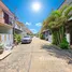3 спален Таунхаус на продажу в Phanason Garden Home Thalang, Thep Krasattri, Тхаланг, Пхукет