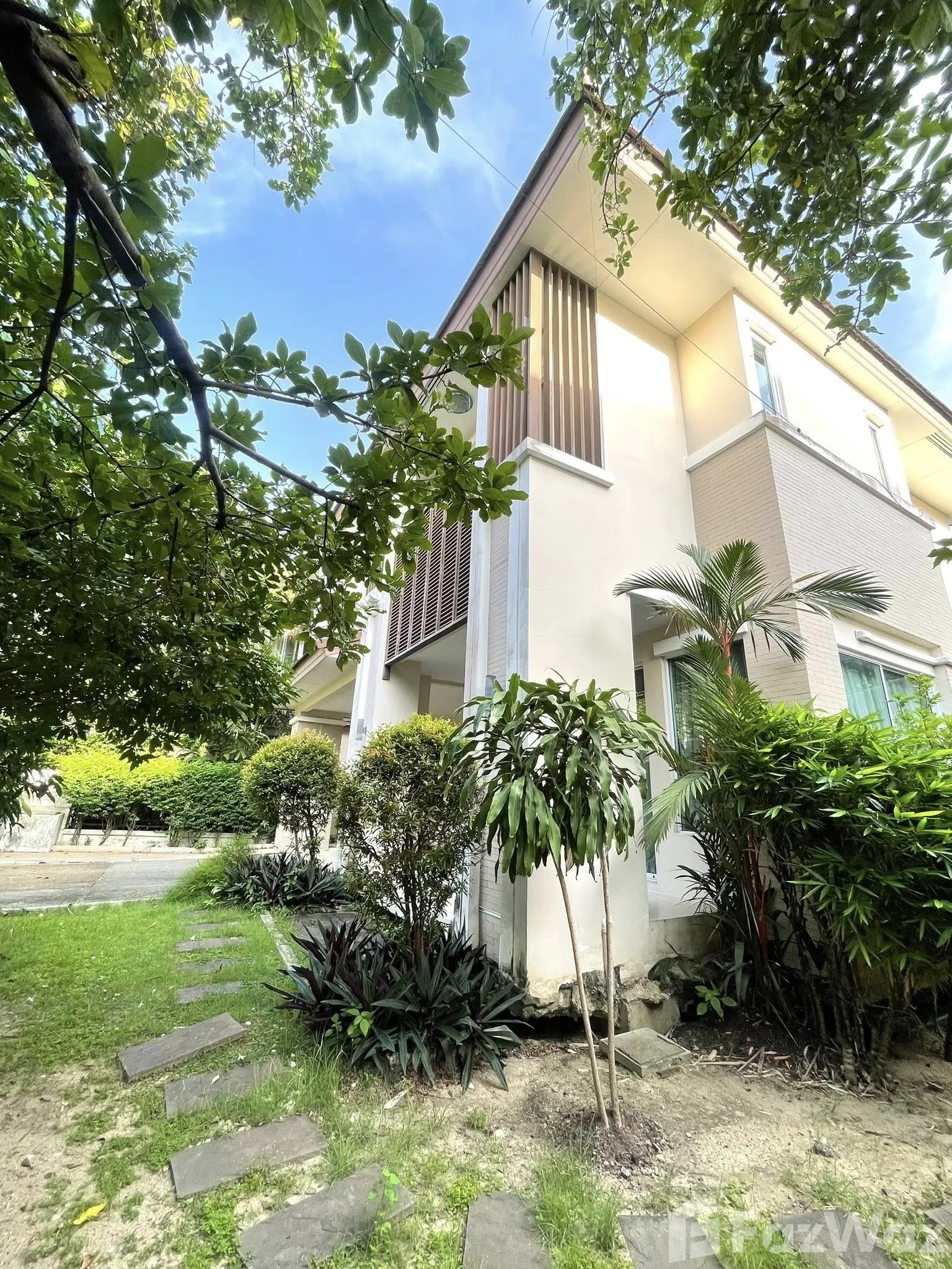 3 Bedroom House for sale at The Centro Onnut-Wongwaen — photo 4