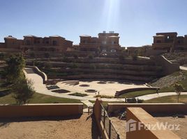 4 Schlafzimmer Villa zu vermieten im Royal Meadows, Sheikh Zayed Compounds