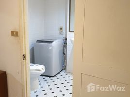 1 Bedroom Condo for sale at Diamond Tower, Si Lom, Bang Rak
