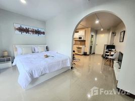 Студия Кондо на продажу в Lanna Condominium, Pa Tan, Mueang Chiang Mai, Чианг Маи