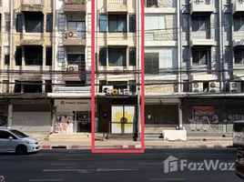 ร้านขายของ 6 ห้องนอน ให้เช่า ในทำเล จันทรเกษม, กรุงเทพมหานคร, จันทรเกษม