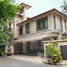 4 спален Таунхаус в аренду в Baan Sansiri Sukhumvit 67, Phra Khanong Nuea