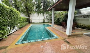 4 Bedrooms Villa for sale in Chong Nonsi, Bangkok 