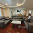 3 спален Кондо в аренду в D.H. Grand Tower, Khlong Tan Nuea