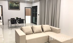 Дом, 3 спальни на продажу в Nong Pla Lai, Паттайя Hivery Pool Villa 2