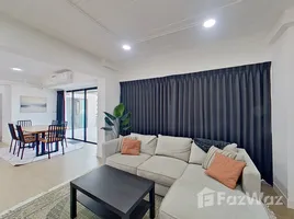 3 Schlafzimmer Wohnung zu verkaufen im Family Condominium, Sam Sen Nai, Phaya Thai