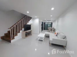 2 chambre Maison de ville for rent in Thaïlande, Ton Pao, San Kamphaeng, Chiang Mai, Thaïlande