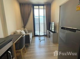 1 Habitación Apartamento en alquiler en Oka Haus, Khlong Tan