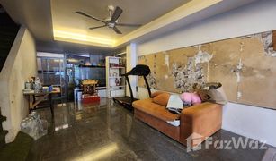 3 Bedrooms Townhouse for sale in Bang Na, Bangkok 