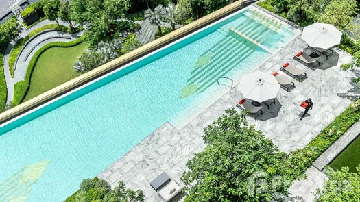 รูปถ่าย 1 of the 游泳池 at เดอะ เรสซิเดนซ์ แมนดาริน โอเรียนเต็ล กรุงเทพฯ