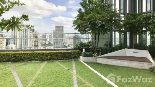 3D Walkthrough of the Communal Garden Area at Rhythm Sathorn - Narathiwas