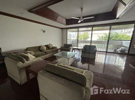 3 Habitación Apartamento en alquiler en Govind Tower, Khlong Toei Nuea