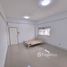 Студия Кондо на продажу в Nuntaphon Condo, Khlong Nueng, Khlong Luang, Патумтани