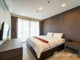 3 спален Кондо в аренду в AP Suites Sukhumvit 33, Khlong Tan Nuea