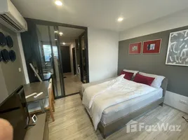 1 Bedroom Apartment for sale at XT Huaikhwang, Din Daeng, Din Daeng, Bangkok