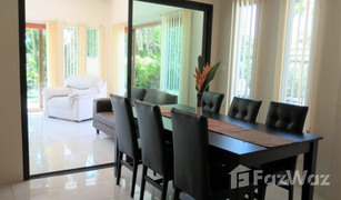 3 Schlafzimmern Villa zu verkaufen in Chalong, Phuket Chaofa West Pool Villas