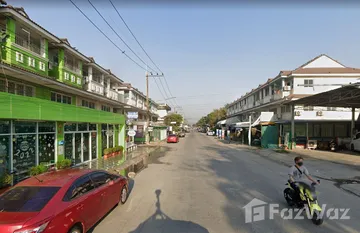 Chatpairin Village in ลาดหลุมแก้ว, 巴吞他尼