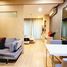 Студия Кондо в аренду в Sky Walk Residences, Phra Khanong Nuea
