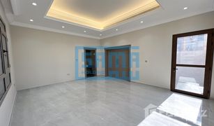 5 Schlafzimmern Villa zu verkaufen in Sultan Bin Zayed the First Street, Abu Dhabi Muroor Area