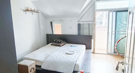 ยูนิตมือสองและให้เช่า