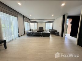 4 Bedroom House for rent at Baan Thepkamol, Bang Kapi, Huai Khwang