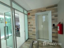 680 кв.м. Office for sale in Pracharat Bampen School, Huai Khwang, 