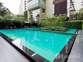 1 спален Кондо в аренду в The Emporio Place, Khlong Tan