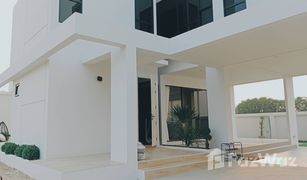 4 Bedrooms House for sale in Nong Prue, Pattaya M Estate