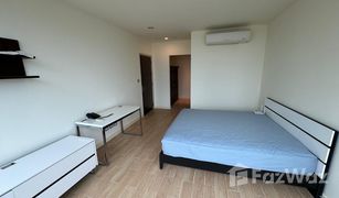 2 Bedrooms Condo for sale in Bang Lamphu Lang, Bangkok Watermark Chaophraya