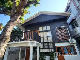 บ้านเดี่ยว 3 ห้องนอน ให้เช่า ในทำเล ดินแดง, กรุงเทพมหานคร, ดินแดง, ดินแดง, กรุงเทพมหานคร