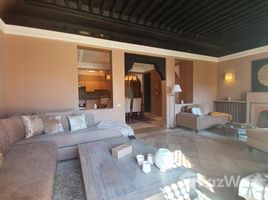 2 غرف النوم شقة للبيع في NA (Annakhil), Marrakech - Tensift - Al Haouz Magnifique Appartement en rez de jardin, entièrement rénové, à vendre de 2 chambres, 2SD, avec terrasse et jardin privatif, aux jardins de la palmer