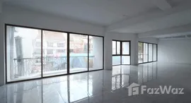 ยูนิตมือสองและให้เช่า