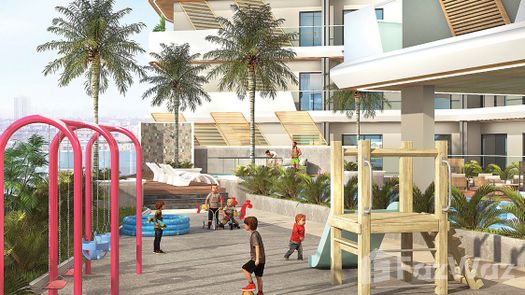 사진들 1 of the Outdoor Kids Zone at Marquis Signature