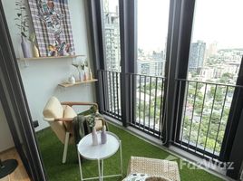 1 спален Квартира в аренду в BEATNIQ Sukhumvit 32, Khlong Tan