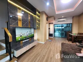 วิลล่า 3 ห้องนอน ให้เช่า ในโครงการ บ้านกลางเมือง พระราม 9-กรุงเทพกรีฑา, สะพานสูง, สะพานสูง