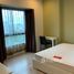 2 спален Кондо в аренду в S1 Rama 9 Condominium, Suan Luang