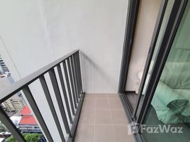 1 спален Кондо в аренду в Edge Sukhumvit 23, Khlong Toei Nuea