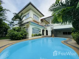 วิลล่า 6 ห้องนอน ให้เช่า ในโครงการ Land and Houses Park, ฉลอง