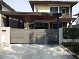 4 Bedroom House for sale at Pruklada Wongwaen - Hathairat, Sam Wa Tawan Tok