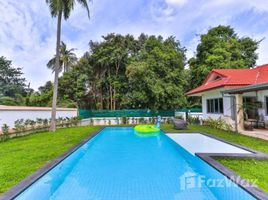 苏梅岛 波普托 Cozy 2-Bedroom Bangrak Villa With Large Pool and Garden 2 卧室 别墅 售 