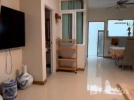 ขายทาวน์เฮ้าส์ 4 ห้องนอน ในโครงการ โกลเด้น ทาวน์ พัทยา, เมืองพัทยา