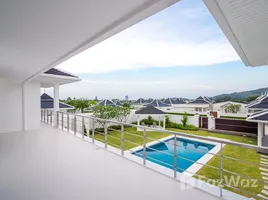 4 спален Вилла на продажу в Falcon Hill Luxury Pool Villas, Нонг Кае, Хуа Хин