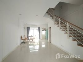 3 Habitación Adosado en venta en Baan Klang Muang Urbanion Rama 9 - Ladprao, Wang Thonglang, Wang Thong Lang, Bangkok, Tailandia