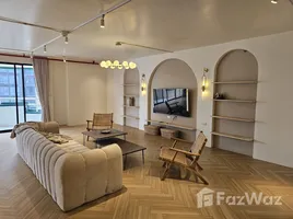 อพาร์ทเม้นท์ 3 ห้องนอน ให้เช่า ในโครงการ ลาส โคลินาส, คลองเตยเหนือ