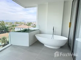 ขายคอนโด 2 ห้องนอน ในโครงการ ดิ อควา, เชิงทะเล