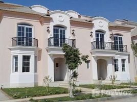 5 Bedroom Townhouse for sale at Layan Residence, The 5th Settlement, New Cairo City, Cairo