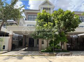 4 Schlafzimmer Haus zu verkaufen in Mean Chey, Phnom Penh, Chak Angrae Kraom, Mean Chey, Phnom Penh, Kambodscha