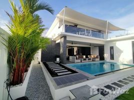 5 Bedrooms Villa for sale in Nong Prue, Pattaya Temple Lake Villas